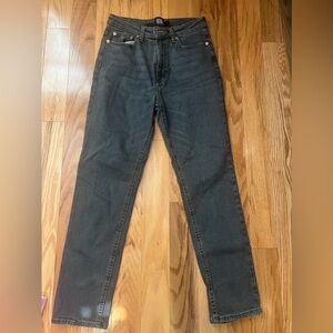 BDG Girlfriend Jeans